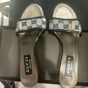 Guccis slides blue 37 authentic